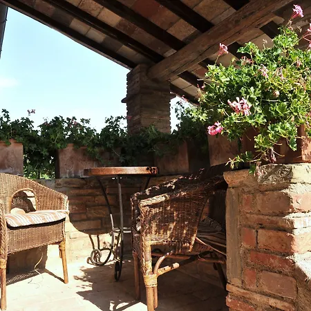 Aparthotel Le E I Gelsomini 4*