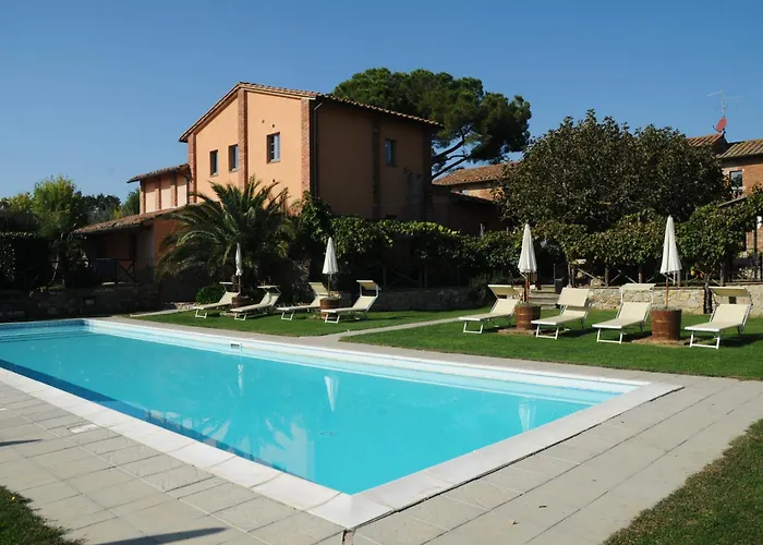 Apartahotel Le E I Gelsomini 4*