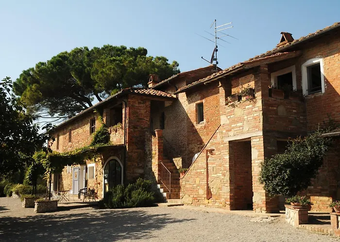 Le E I Gelsomini Apartahotel 4*