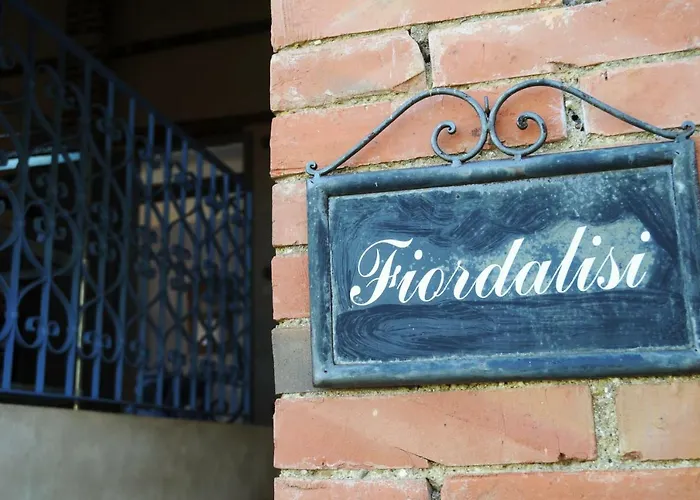 Apartahotel Le E I Gelsomini